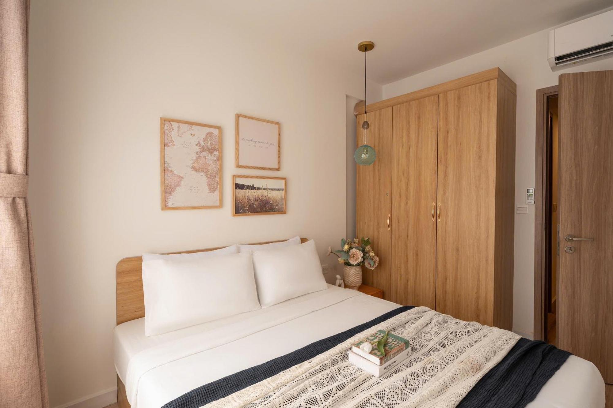 Khách sạn hẻo lánh Otis Soho Saigon Balcony